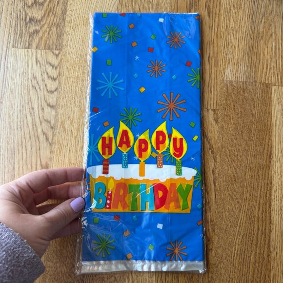 Baby Shark Birthday Party Supplies Lot - Picture 6 of 13